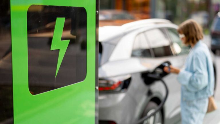 Best Electric Vehicles for Expats in Costa Rica