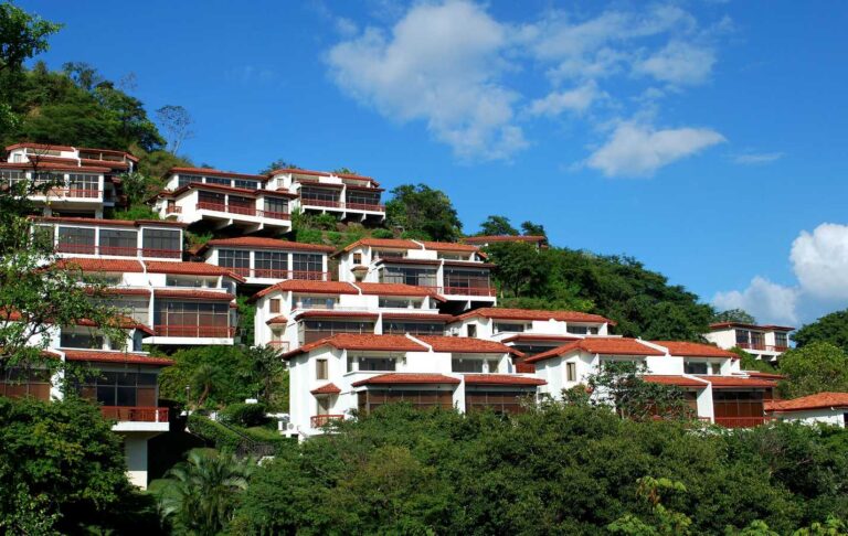 The Art of Authentic Expression: A Guide to Relocate in Costa Rica