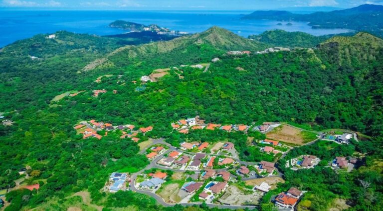 Discovering Costa Rica Retirement Communities: Your New Pacific Home
